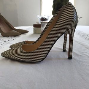 Ivanka Trump Carra Pumps